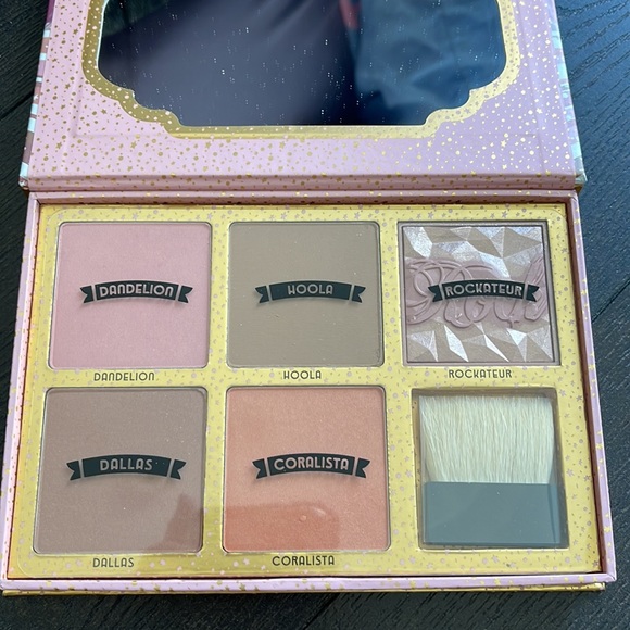 Benefit Cheekathon Palette 💕🌸💐 - Picture 2 of 2